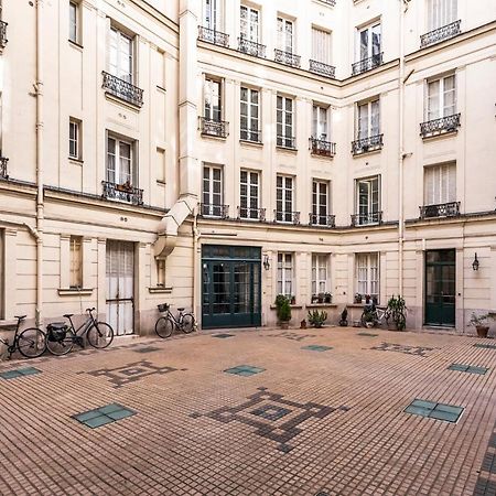 Tourville - Tres Beau Studio - Bail Mobilite Paris Exteriör bild